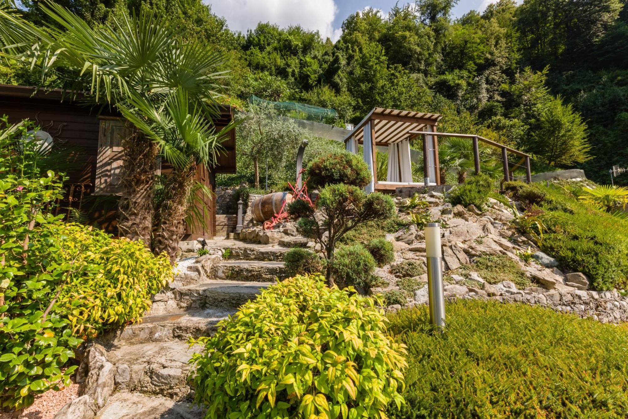 Villa Rosch Лецено Екстериор снимка